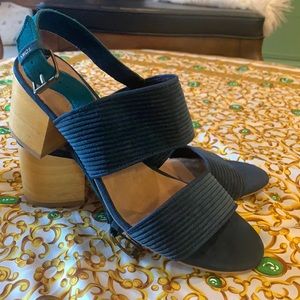 Toms kitten heel  sandal